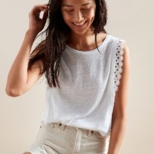 Banana Republic laced mixed media linen blend top